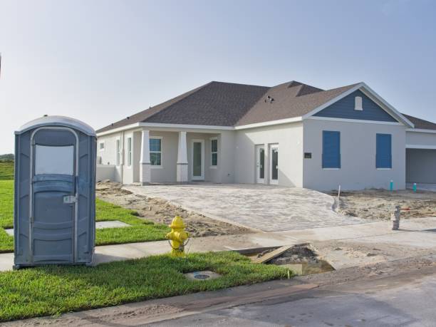 Best Portable toilet rental cost  in Utica, MI